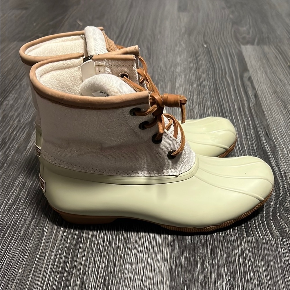 Sperry Cream and Tan Ankle Boots - Picture 3 of 7